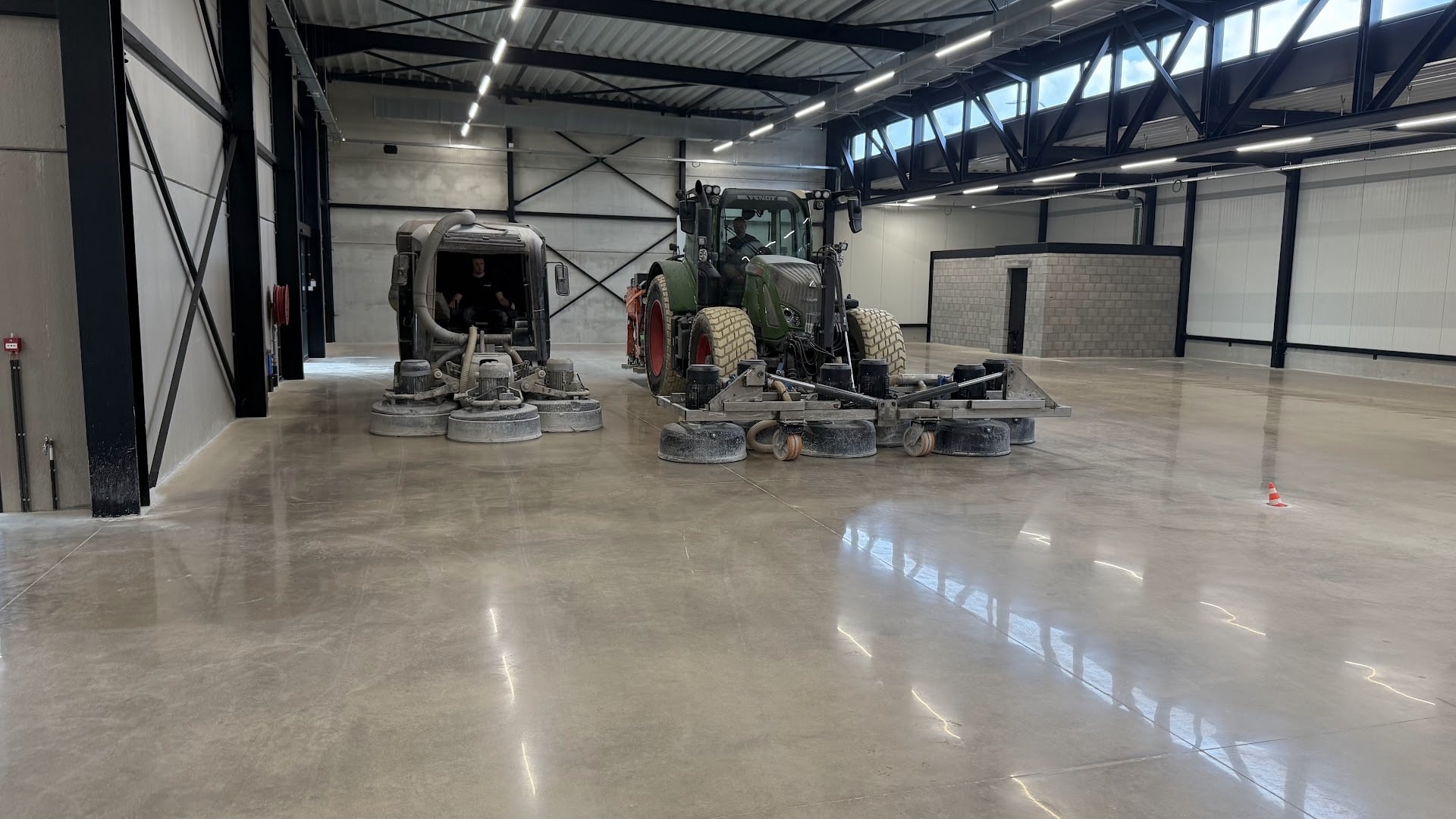Gerenoveerde betonvloer – Aveve De Schutter