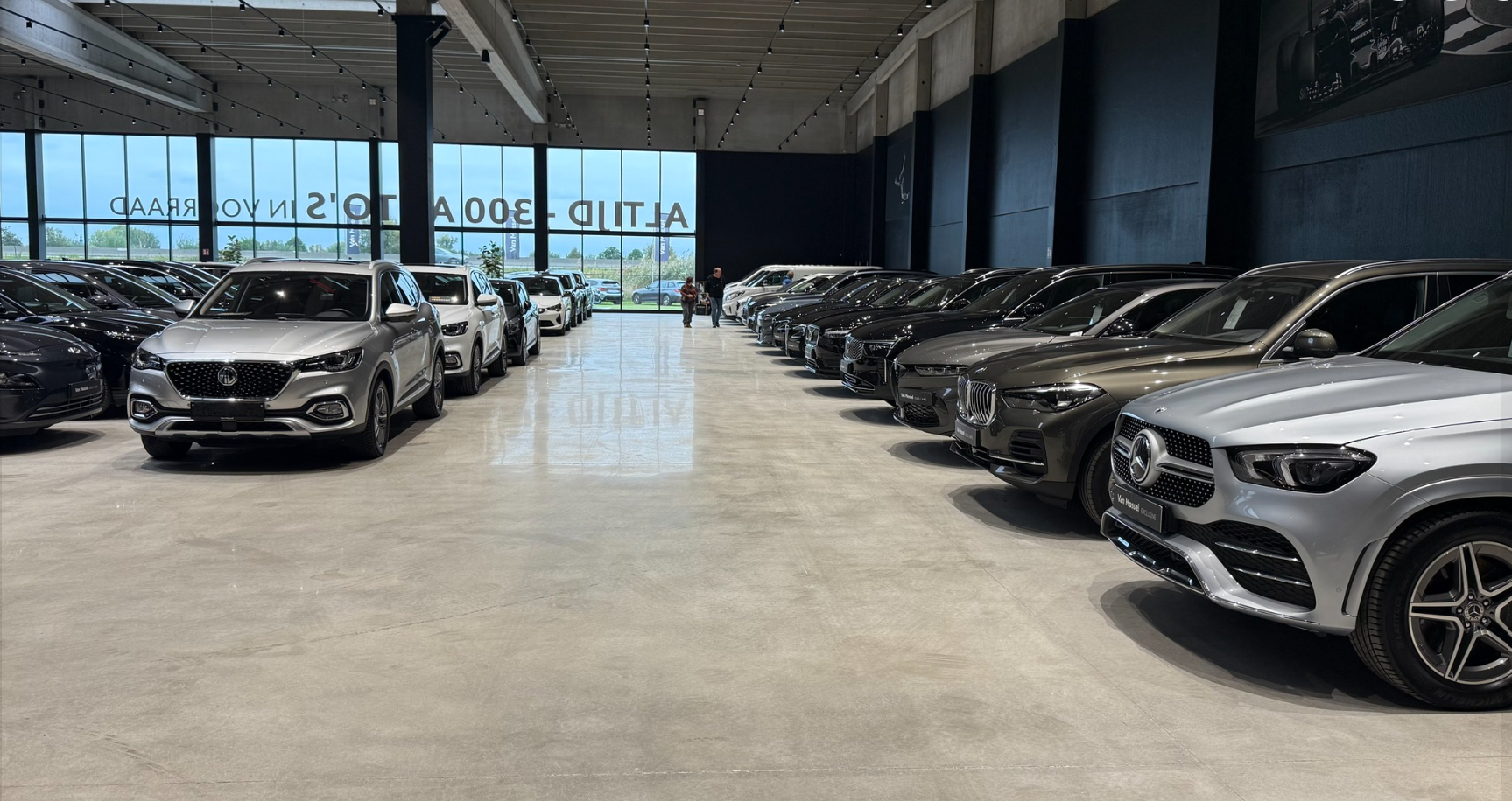 De voordelen van een herstelde showroomvloer